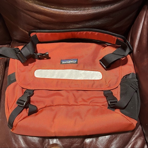 Patagonia Bags Patagonia Messenger Bag Preowned Poshmark